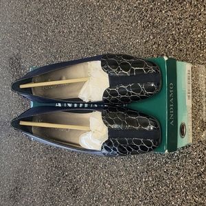 New Andiamo GALIA Women's Slip-On Loafers.